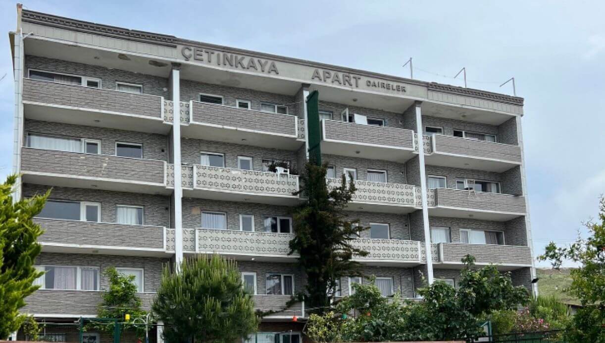 Çetinkaya Apart Binası